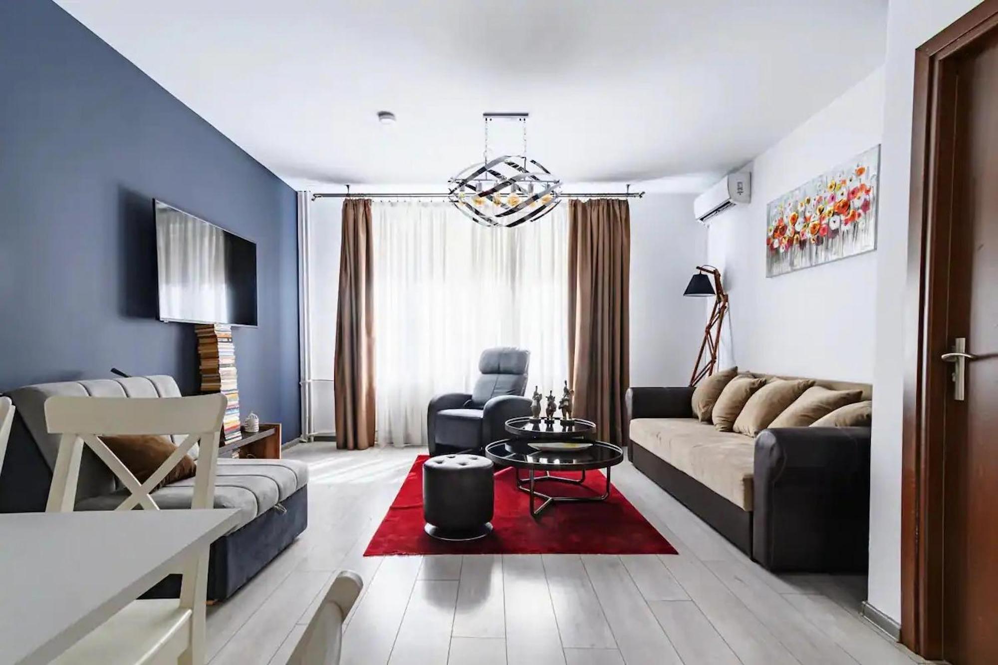 Ferienwohnung 10 Seconds Away From The Main Street, Free Secured Parking Sofia Exterior foto